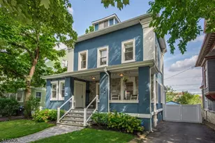 25 Cloverhill Pl, Montclair, NJ 07042 - Photo 3