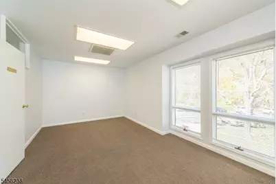 150 River Road, D4, Montville Township, NJ 07045 - Photo 9
