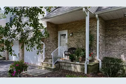 58 Parkside Ct, Wayne Twp., NJ 07470 - Photo 1