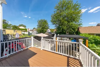 509 Roosevelt St, Roselle Park, NJ 07204 - Photo 21