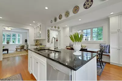 50 Afterglow Avenue, Verona, NJ 07044 - Photo 7