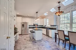 3 Summer Cottage Ln, Franklin Township, NJ 08823 - Photo 9