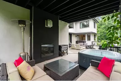 25 Oakwood Dr, New Providence, NJ 07974 - Photo 11