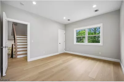 5 Briar Cliff Rd, Livingston, NJ 07039 - Photo 21