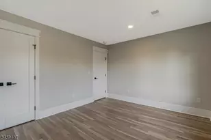 7 Mastogen Dr, Somerville, NJ 08876 - Photo 29