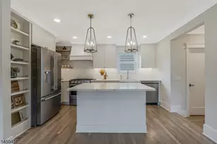 7 Mastogen Dr, Somerville, NJ 08876 - Photo 9