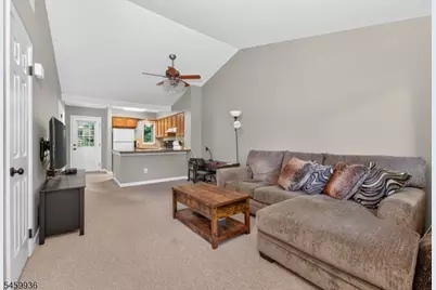 14 Augusta Dr, Clinton Township, NJ 08801 - Photo 11