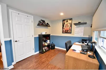 28 Yacht Club Dr, Jefferson Township, NJ 07849 - Photo 15