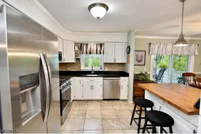28 Yacht Club Dr, Jefferson Township, NJ 07849 - Photo 7