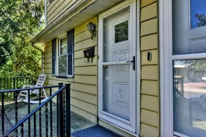 27 Hillcrest Ave, Lodi, NJ 07644 - Photo 5
