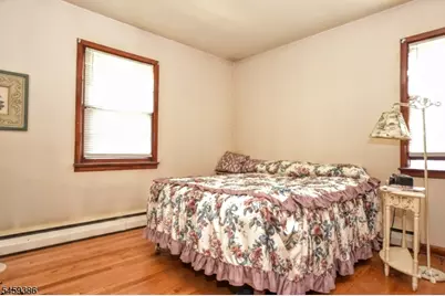 27 Hillcrest Ave, Lodi, NJ 07644 - Photo 13