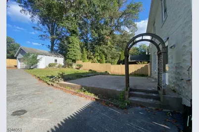 10 Park Rd, Morris Plains, NJ 07950 - Photo 17