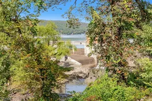 551 E Shore Rd, West Milford, NJ 07421 - Photo 23