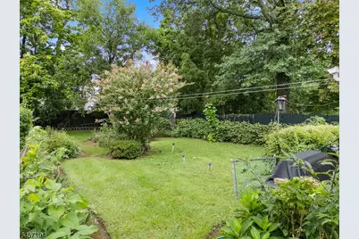 132 Elm St, Orange, NJ 07050 - Photo 3