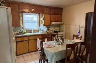 290 Jensen Ave, Rahway, NJ 07065 - Photo 5