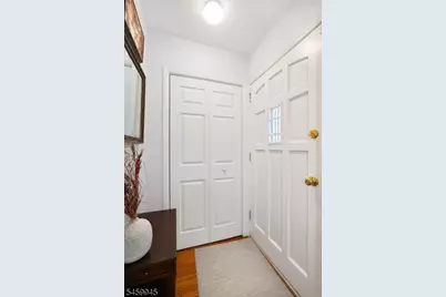 2522 Branford Ave, Union Township, NJ 07083 - Photo 3