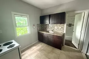 231 Amherst St, East Orange, NJ 07018 - Photo 5