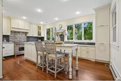 6 Edgehill Rd, West Orange Township, NJ 07052 - Photo 15