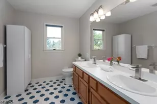 10 Wesley Ct, Montgomery Township, NJ 08558 - Photo 25