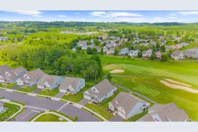 124 Club House Dr, Washington Township, NJ 07882 - Photo 3