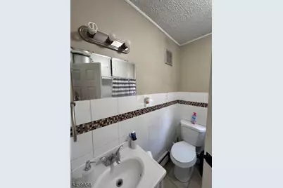 9 W Sickle St Ab, Dover, NJ 07801 - Photo 5
