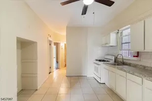 422 Jelliff Ave, Newark, NJ 07112 - Photo 11