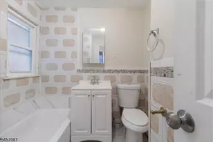 422 Jelliff Ave, Newark, NJ 07112 - Photo 15