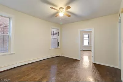 422 Jelliff Ave, Newark, NJ 07112 - Photo 5