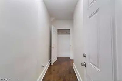 422 Jelliff Ave, Newark, NJ 07112 - Photo 3