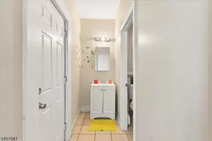 422 Jelliff Ave, Newark, NJ 07112 - Photo 31