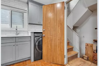 927 Meredith Ave, Elizabeth, NJ 07202 - Photo 21