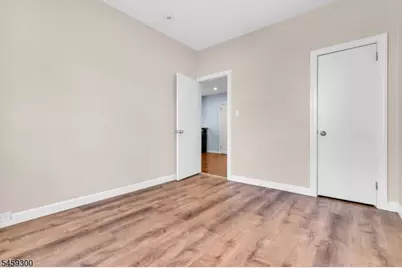 927 Meredith Ave, Elizabeth, NJ 07202 - Photo 17