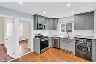 927 Meredith Ave, Elizabeth, NJ 07202 - Photo 15