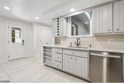 91 Birchwood Rd, Glen Rock, NJ 07452 - Photo 9