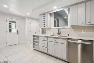 91 Birchwood Rd, Glen Rock, NJ 07452 - Photo 9