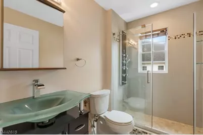 450 Vanderveer Rd, Bridgewater, NJ 08807 - Photo 31