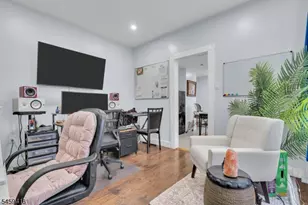 265 Washington St, Orange, NJ 07050 - Photo 15