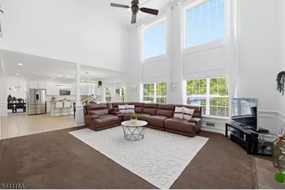 918 Timberline Dr, Jefferson Township, NJ 07849 - Photo 3