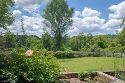 13 Farmersville Rd, Tewksbury Township, NJ 07830 - Photo 35