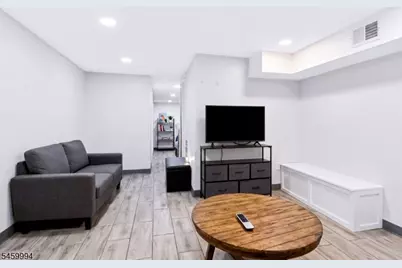 649 E 30th St, Paterson, NJ 07513 - Photo 27