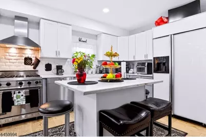 649 E 30th St, Paterson, NJ 07513 - Photo 9