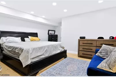 649 E 30th St, Paterson, NJ 07513 - Photo 11
