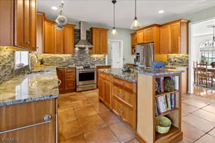 212 Monroe Ave, Montgomery Township, NJ 08502 - Photo 9