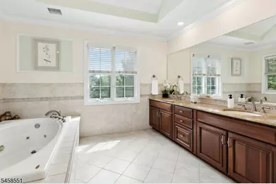 165 Briarheath Lane, Clark Township, NJ 07066 - Photo 23