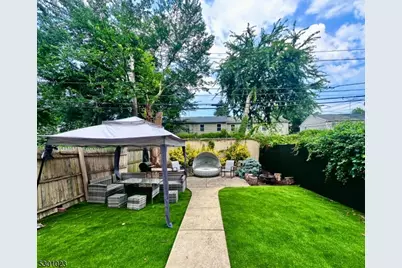 385 Amherst St #1, East Orange, NJ 07018 - Photo 5