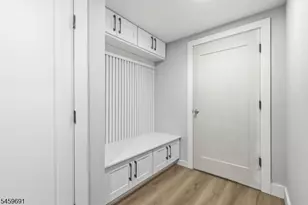 190 Laurel Ave, Livingston, NJ 07039 - Photo 17