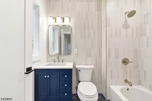 190 Laurel Ave, Livingston, NJ 07039 - Photo 27