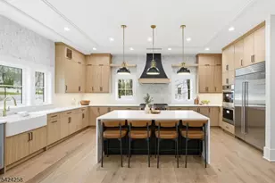 470 White Oak Ridge Rd, Millburn, NJ 07078 - Photo 7