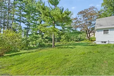 12 Jessica Ln, Warren Township, NJ 07059 - Photo 3