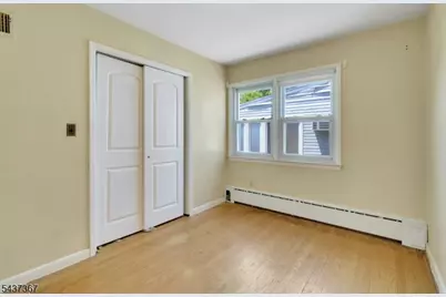 316 Sanford Ave, Lyndhurst Township, NJ 07071 - Photo 9